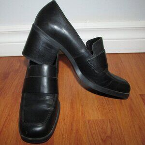VIA MODA Leather Loafers - Block Heel - Sz 6.5